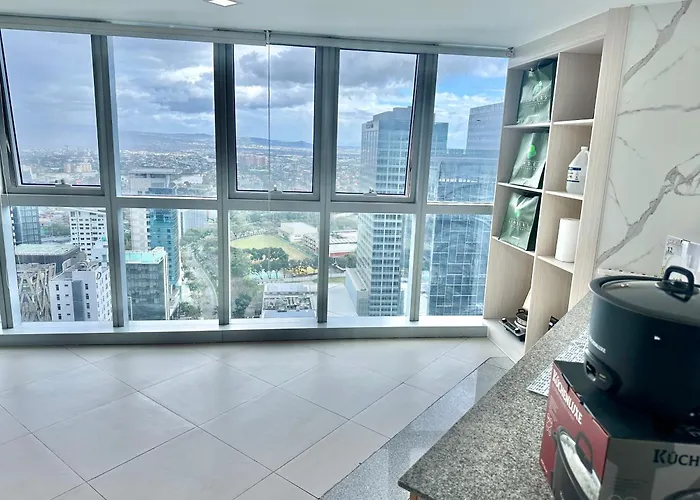Apartment Rare Cut 177sqm 4br In Uptown Parksuites 2 Bgc *