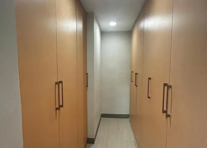 Rare Cut 177sqm 4br In Uptown Parksuites 2 Bgc