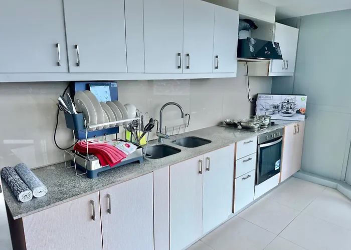 Rare Cut 177sqm 4br In Uptown Parksuites 2 Bgc Manila