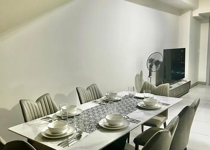 Apartment Rare Cut 177sqm 4br In Uptown Parksuites 2 Bgc