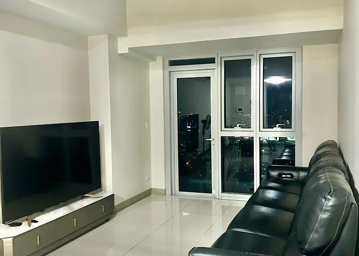 Apartment Rare Cut 177sqm 4br In Uptown Parksuites 2 Bgc