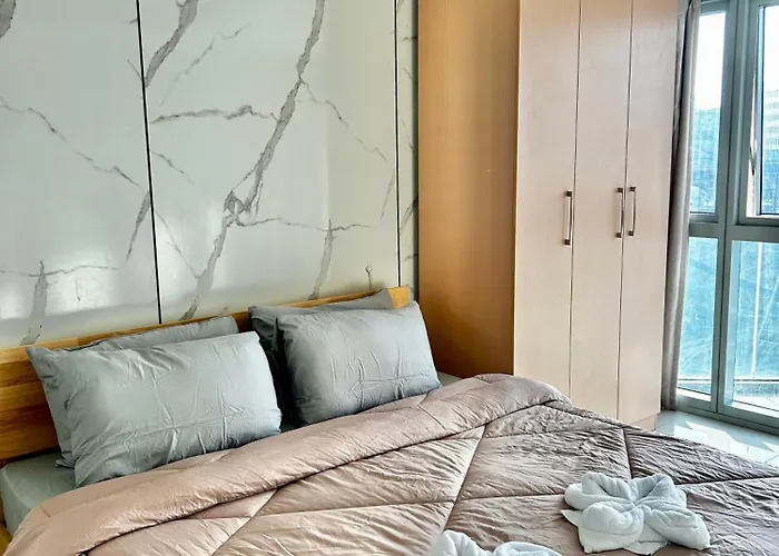 Apartment Rare Cut 177sqm 4br In Uptown Parksuites 2 Bgc Manila